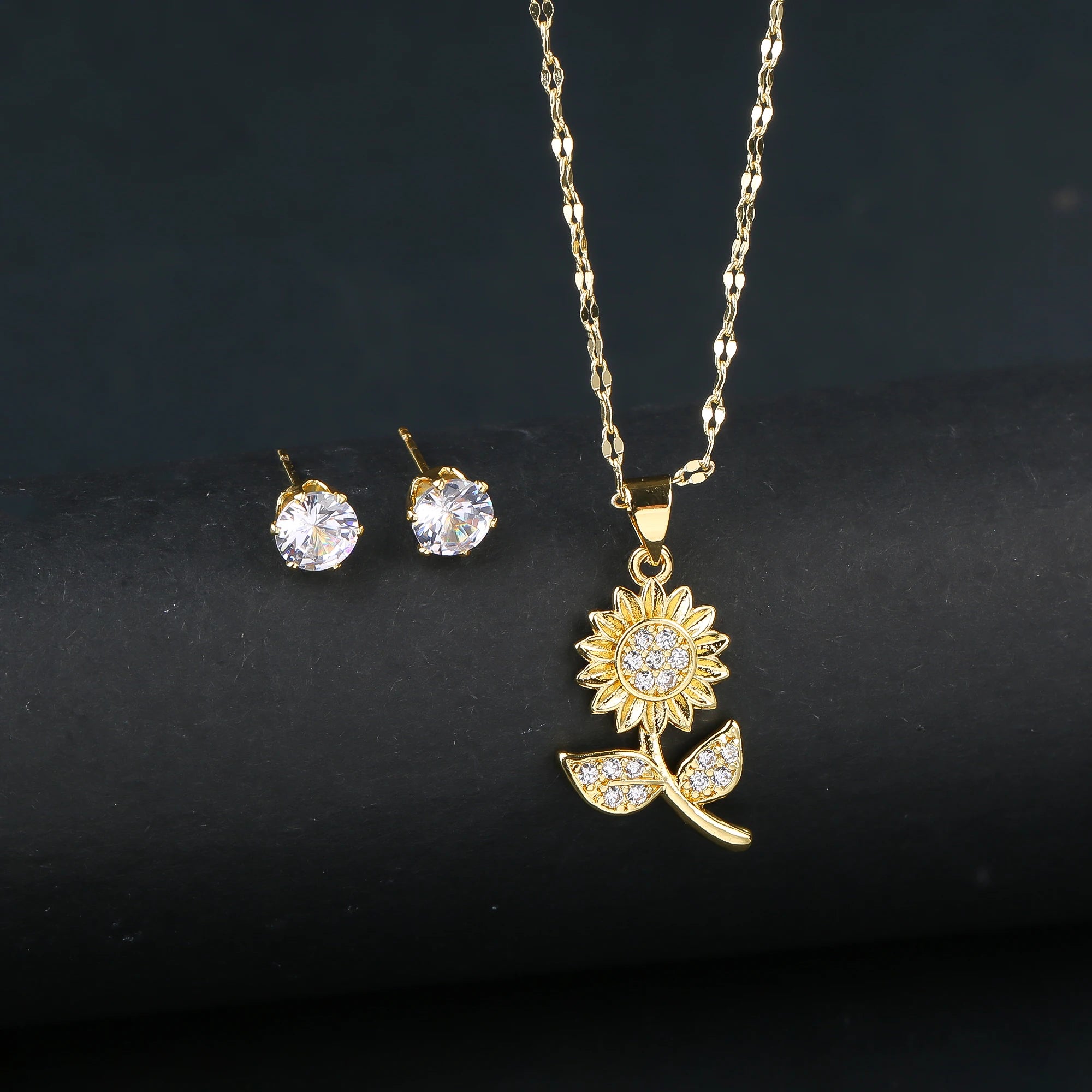 Sparkling Crystal Jewelry Set – Necklace & Earrings for Women, Fashion Casual Party Gift